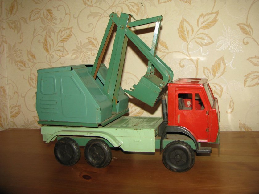 КАМАЗ красная Этна СССР