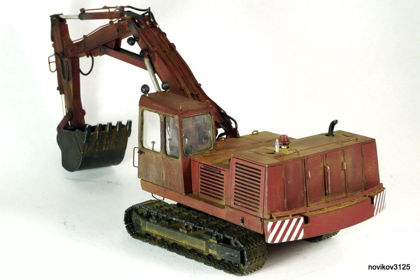 Экскаватор ЭО-4121б
