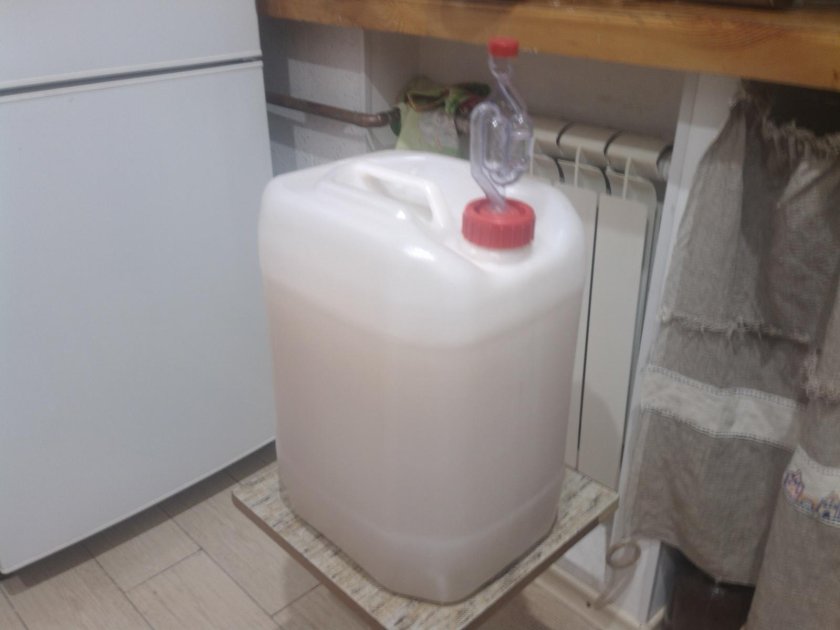 Гидрозатвор для самогона