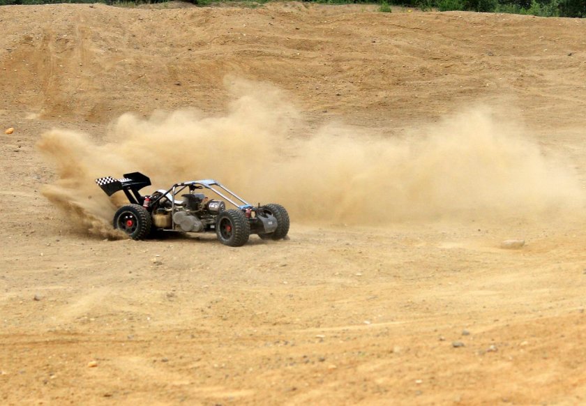 Машина с песком