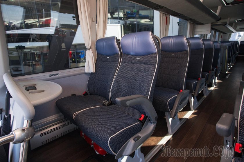 Ютонг 6122 салон