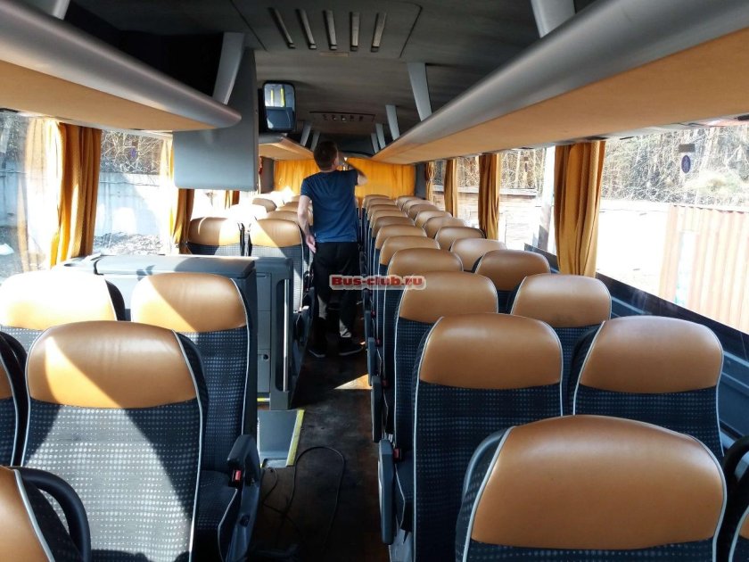 Man Lion's coach салон