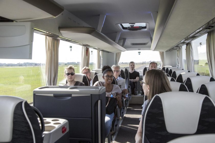 Автобус Neoplan Tourliner