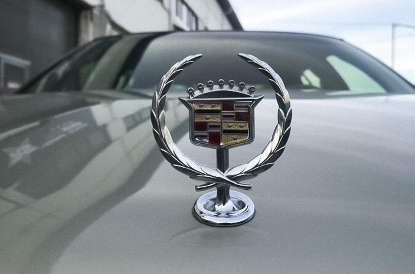 Кадиллак значок на руле