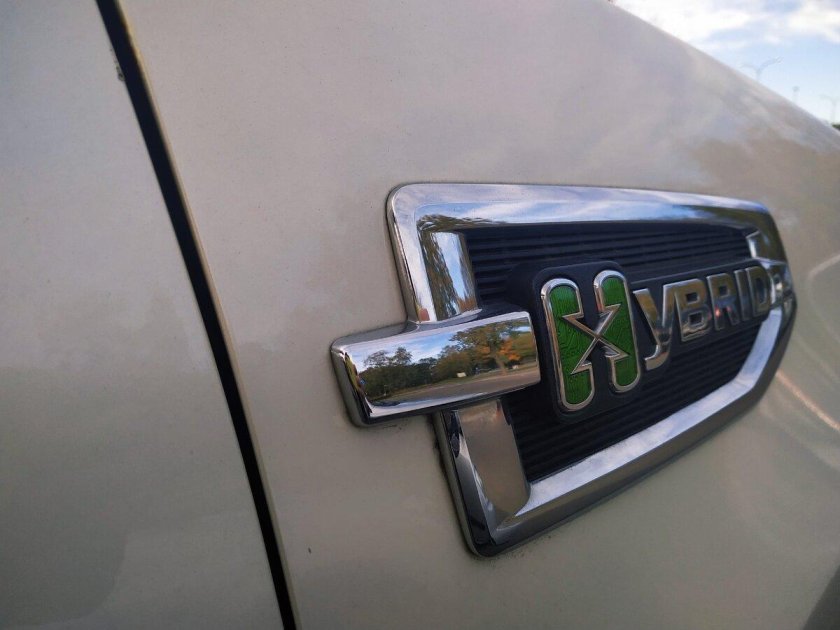 Кадиллак шильдик