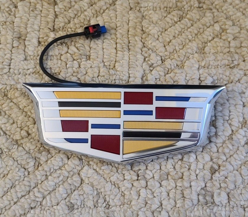 Кадиллак эмблема