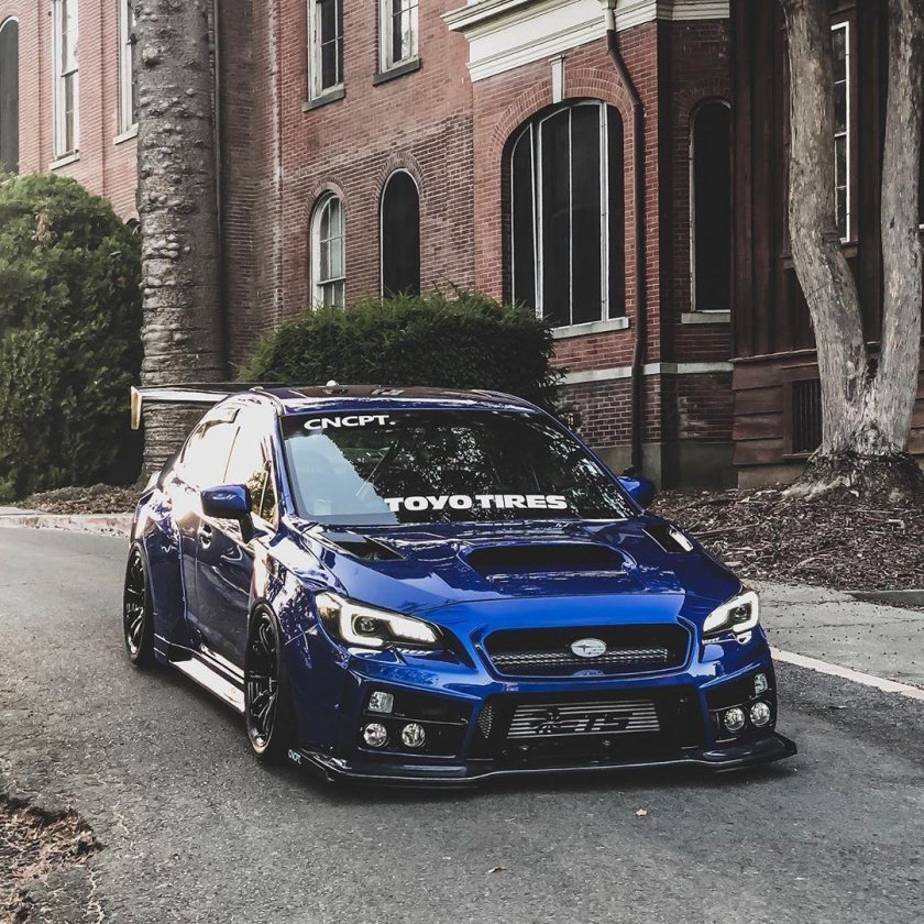Субару WRX STI 2020