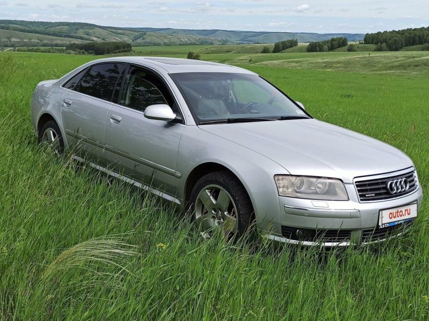 Ауди а 8 2005