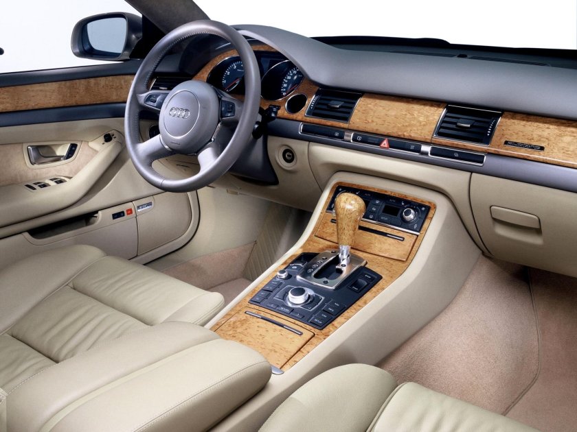 Audi a8 d3 Interior