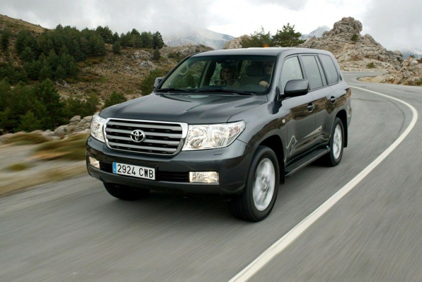 Toyota Land Cruiser 200 2007