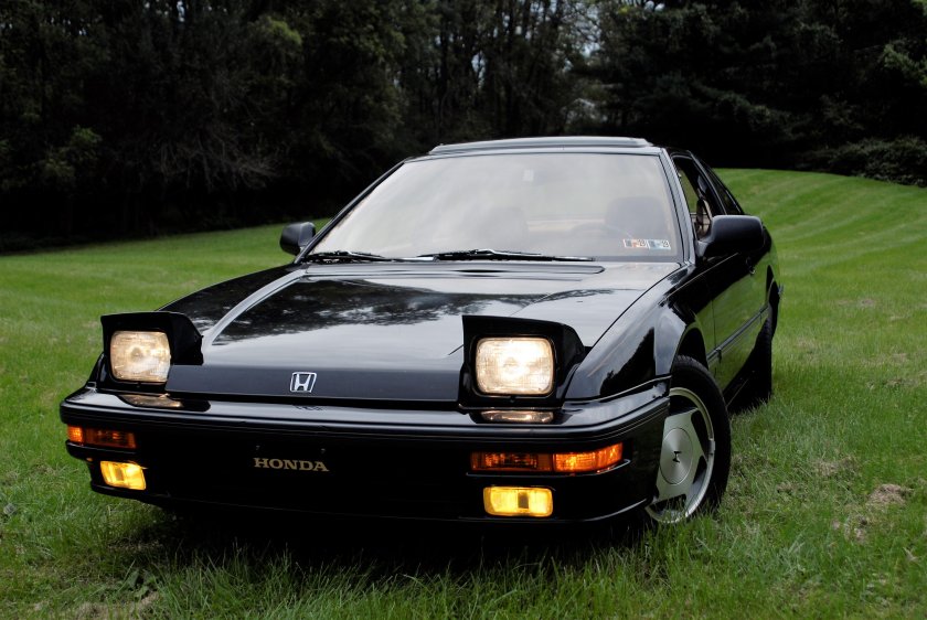 Honda Prelude со слепыми фарами