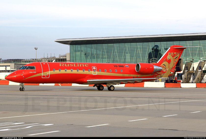 Самолет РУСЛАЙН Бомбардье CRJ-100/200