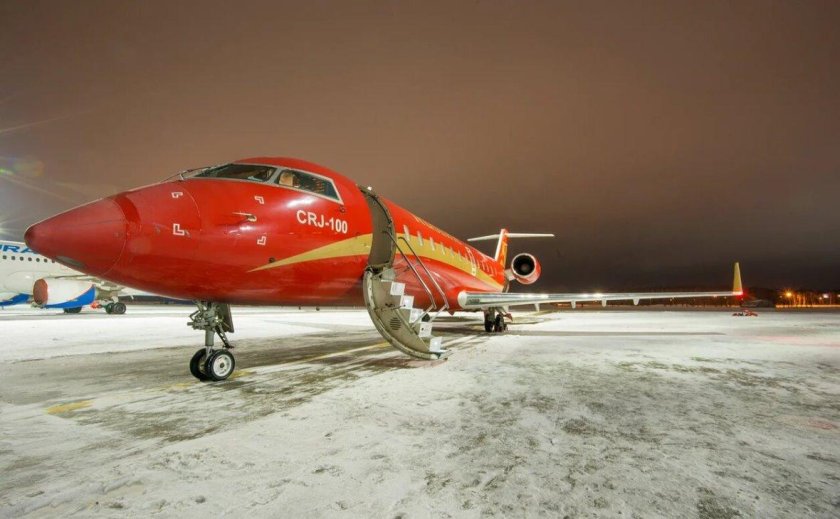 CRJ 200 самолет РУСЛАЙН