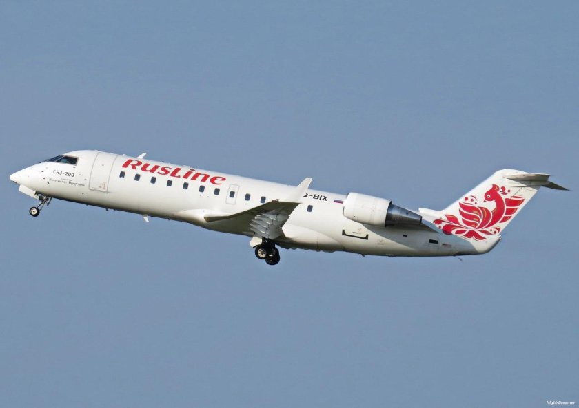 CRJ 200 самолет РУСЛАЙН