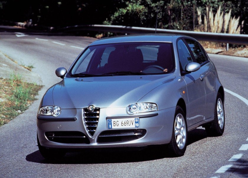 Alfa Romeo 147 2000
