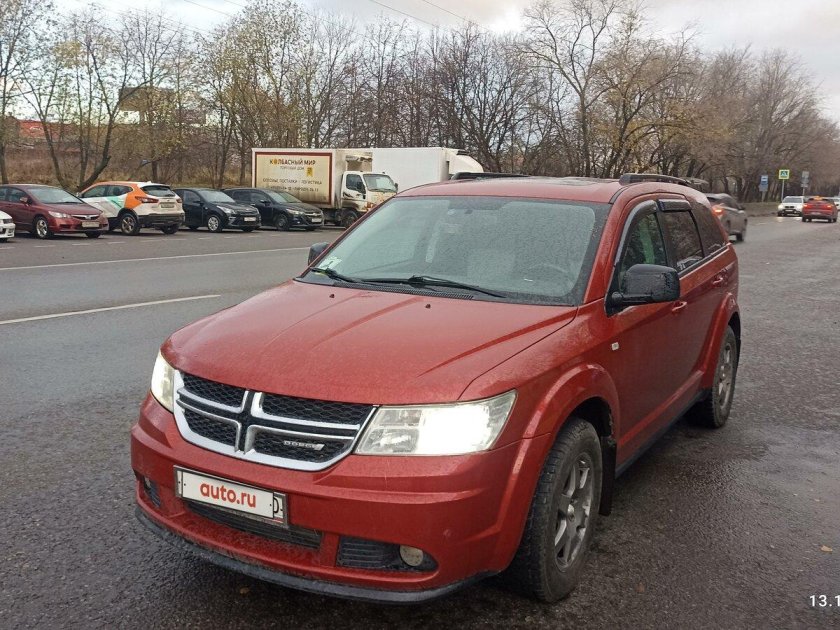 Додж джорни 2010