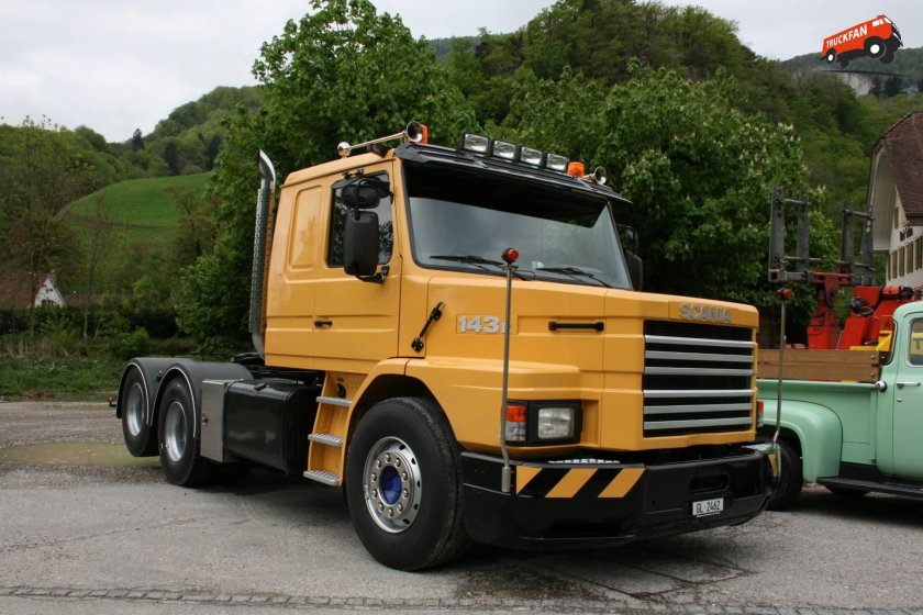 Scania t143h
