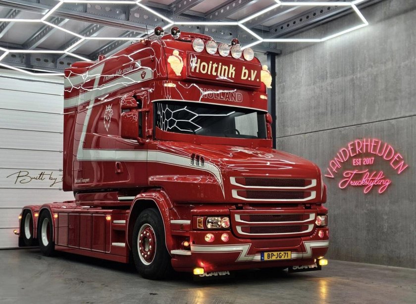 Американский грузовик скания