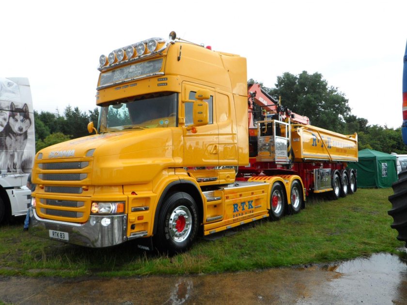 Скания капотник