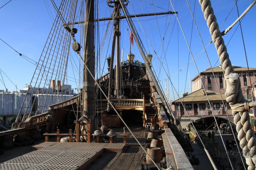 Корабль Галеон палуба