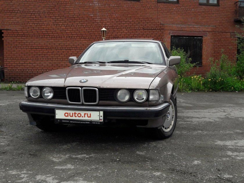 Бмв 7 е 32