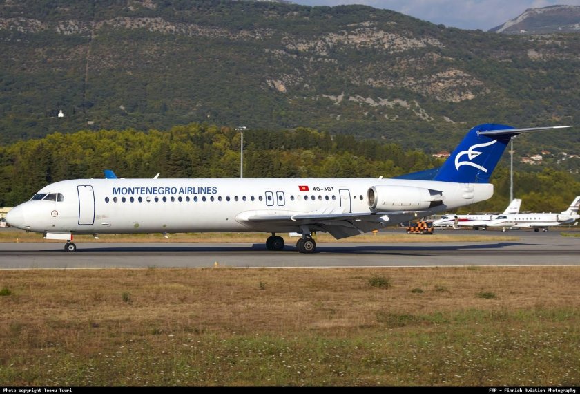 Montenegro airlines b737