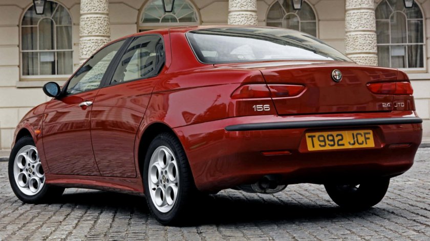 Alfa Romeo 156