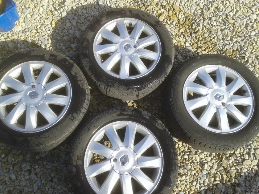 Диск колеса Рено Логан r15