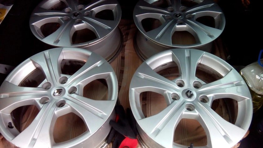 Диски литые на Рено Сценик 2