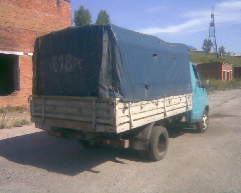 ГАЗ 33021 грузовой бортовой