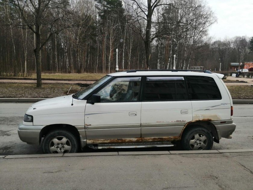 Мазда мпв 1998