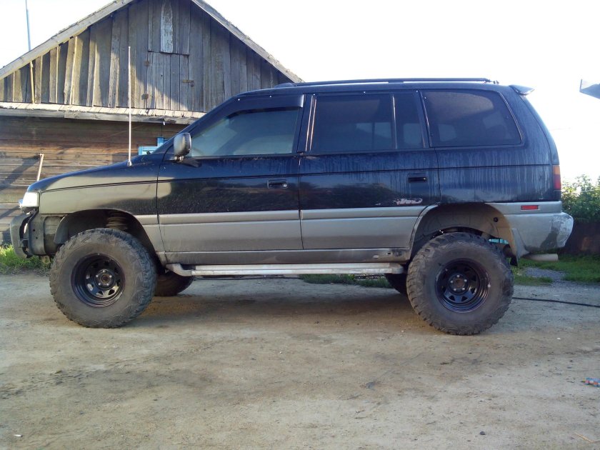 Мазда МПВ 1 поколения