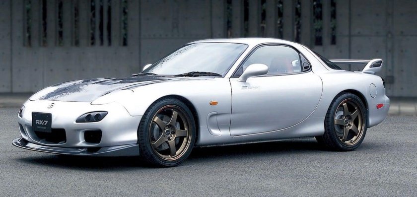 Mazda RX-7 RZ