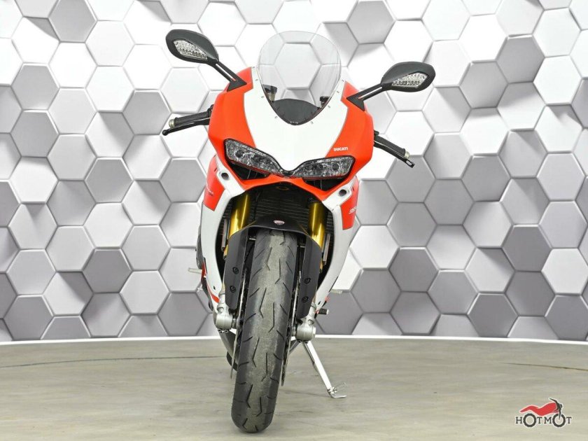 Мотоцикл ducati