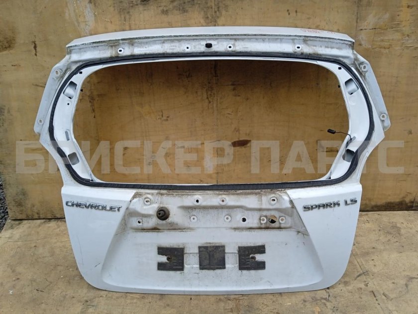 Крышка багажника Спарк