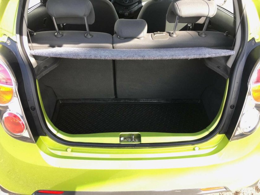 Chevrolet Spark багажник