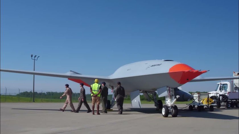 Беспилотник mq-25a Stingray.