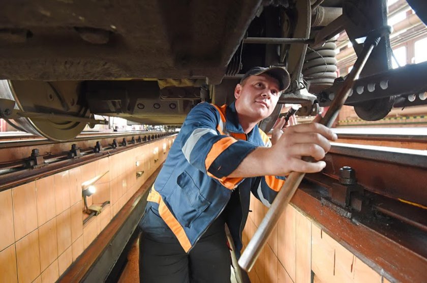 Осмотрщик ремонтник вагонов ржд