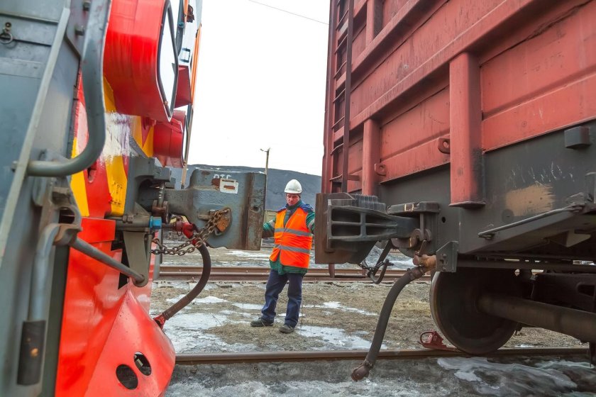 Составитель поездов