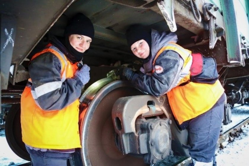 Осмотрщик ремонтник вагонов