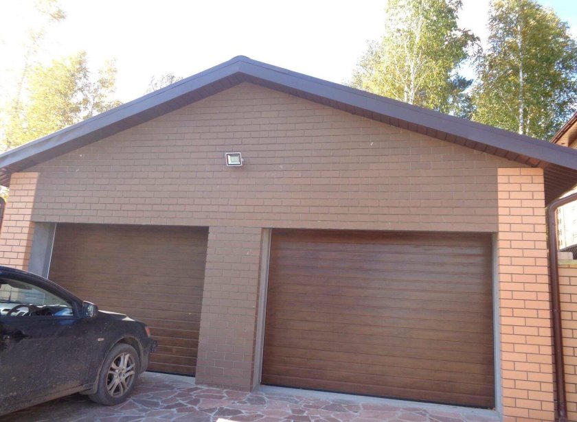 Гараж из кирпича