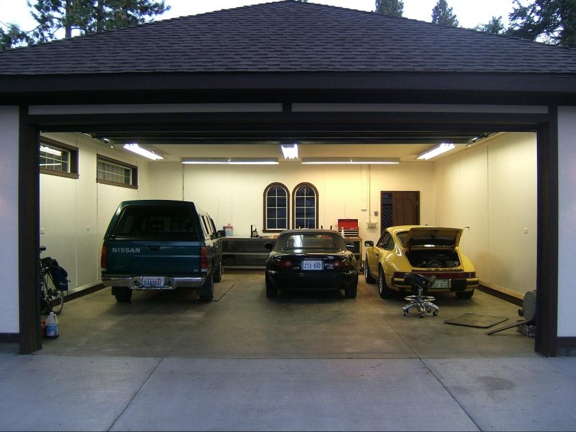 Гараж на 2 машины с подъемником