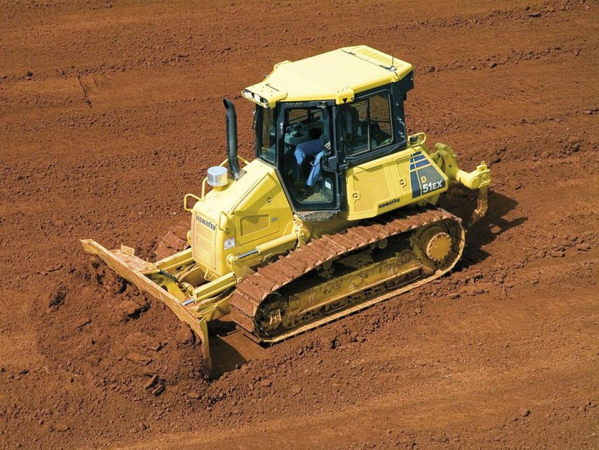 Бульдозер Коматсу 39