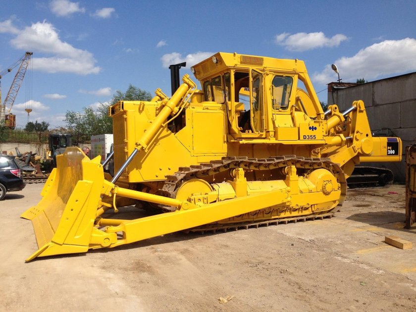 Бульдозер Komatsu d355a