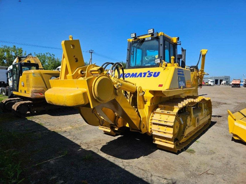 Лента гусеничная Komatsu 208-32-03301