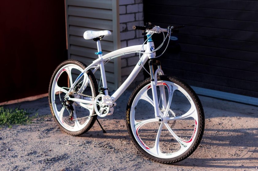 Велосипед БМВ 26