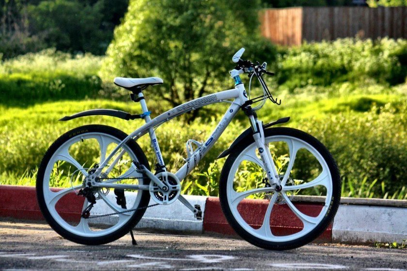 Горный велосипед БМВ