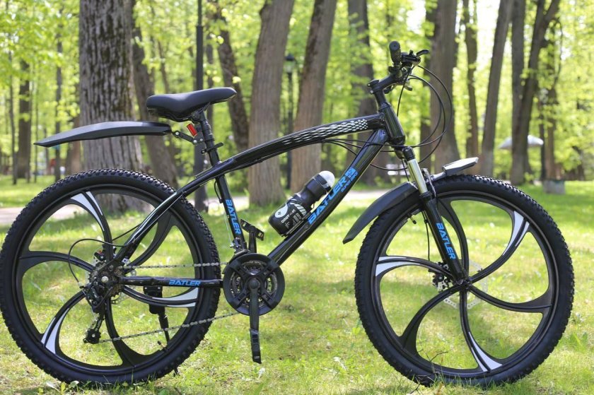 Велосипед БМВ чёрный 26