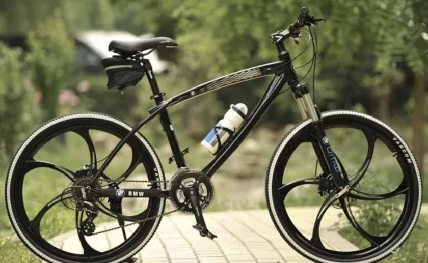 Велосипед bmw на литых дисках