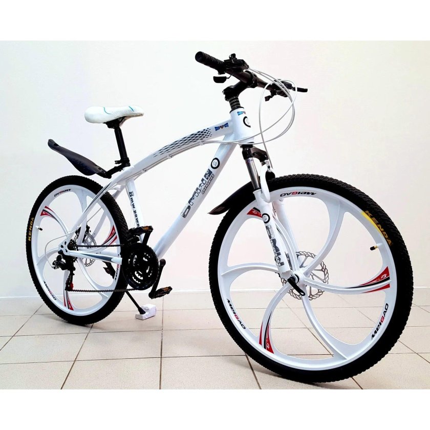 Велосипед bmw на литых дисках